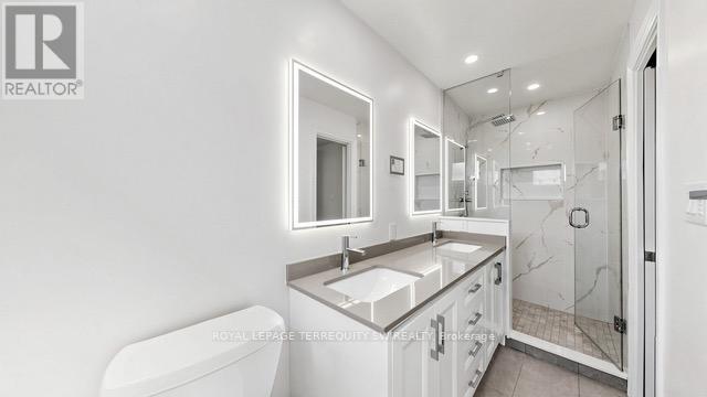 115 Micmac Crescent, Toronto, ON - Indoor Photo Showing Bathroom