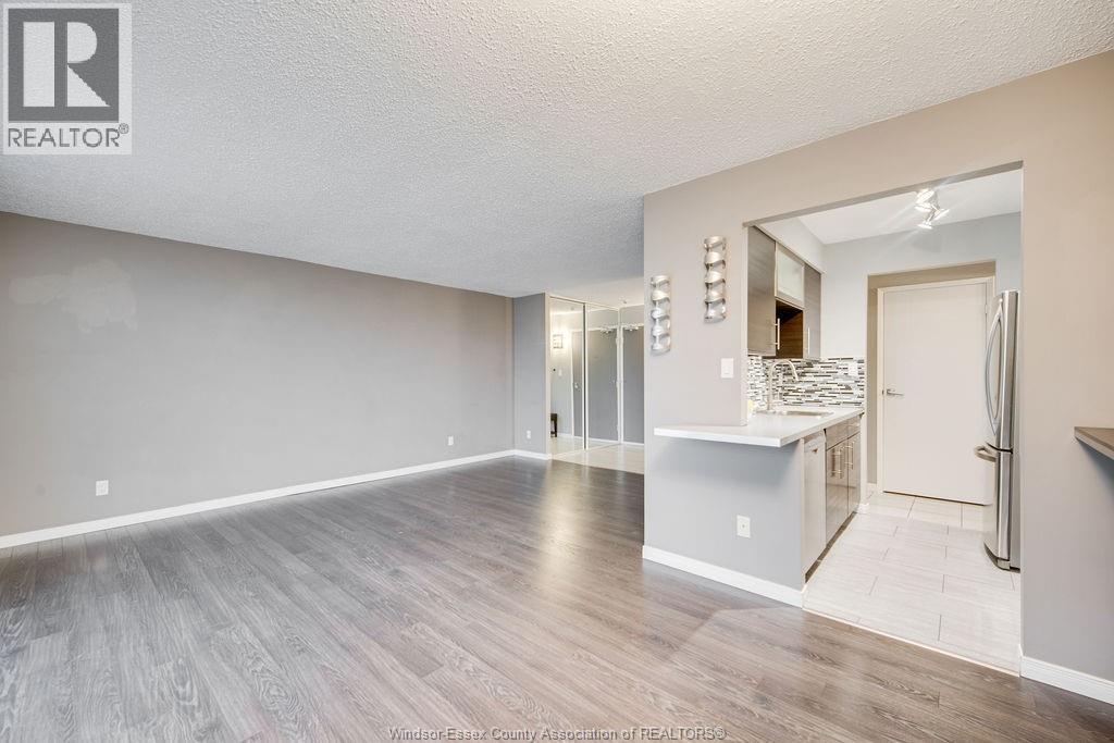9099 Riverside Drive Unit# 221 E, Windsor, ON - Indoor Photo Showing Other Room