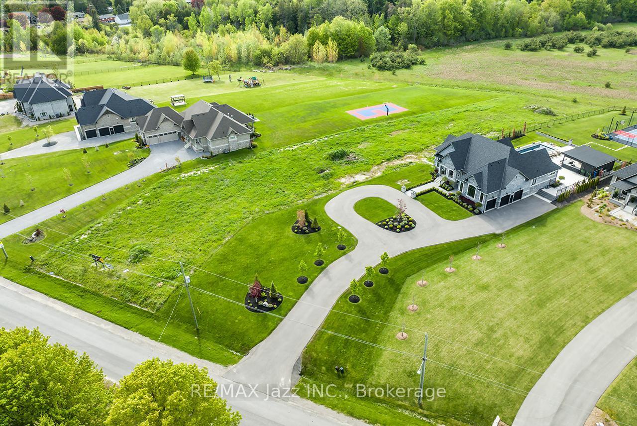 72 Ormiston Street, Clarington, ON