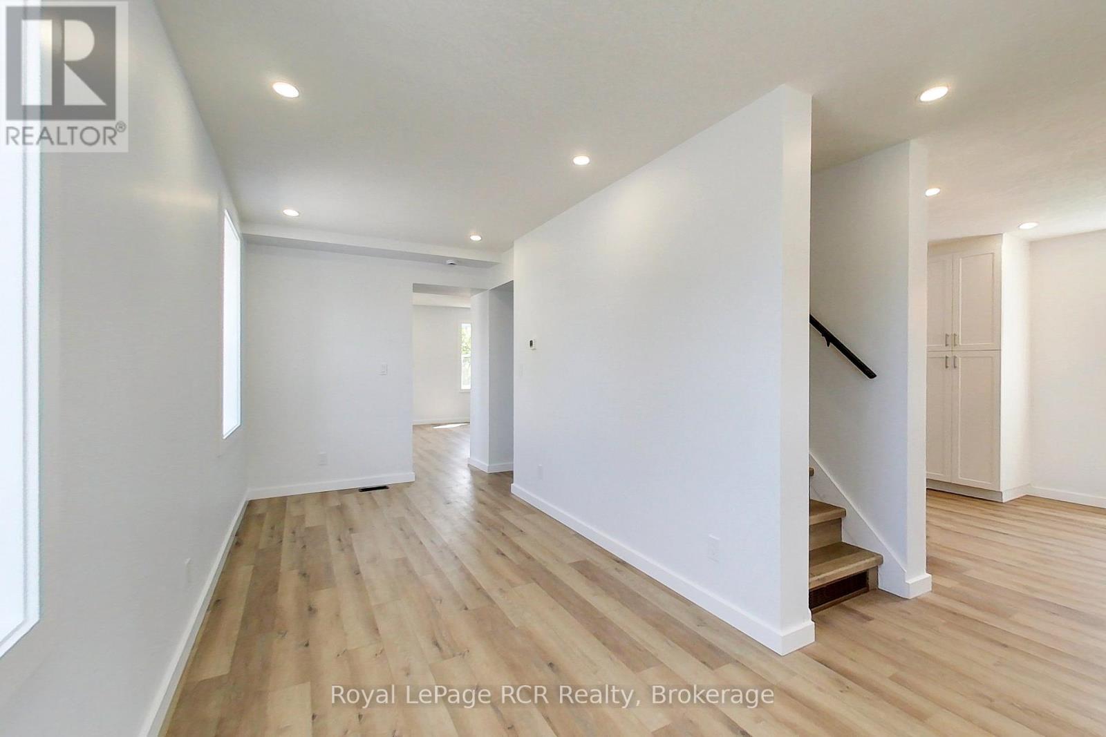 563 7Th Avenue, Hanover, ON