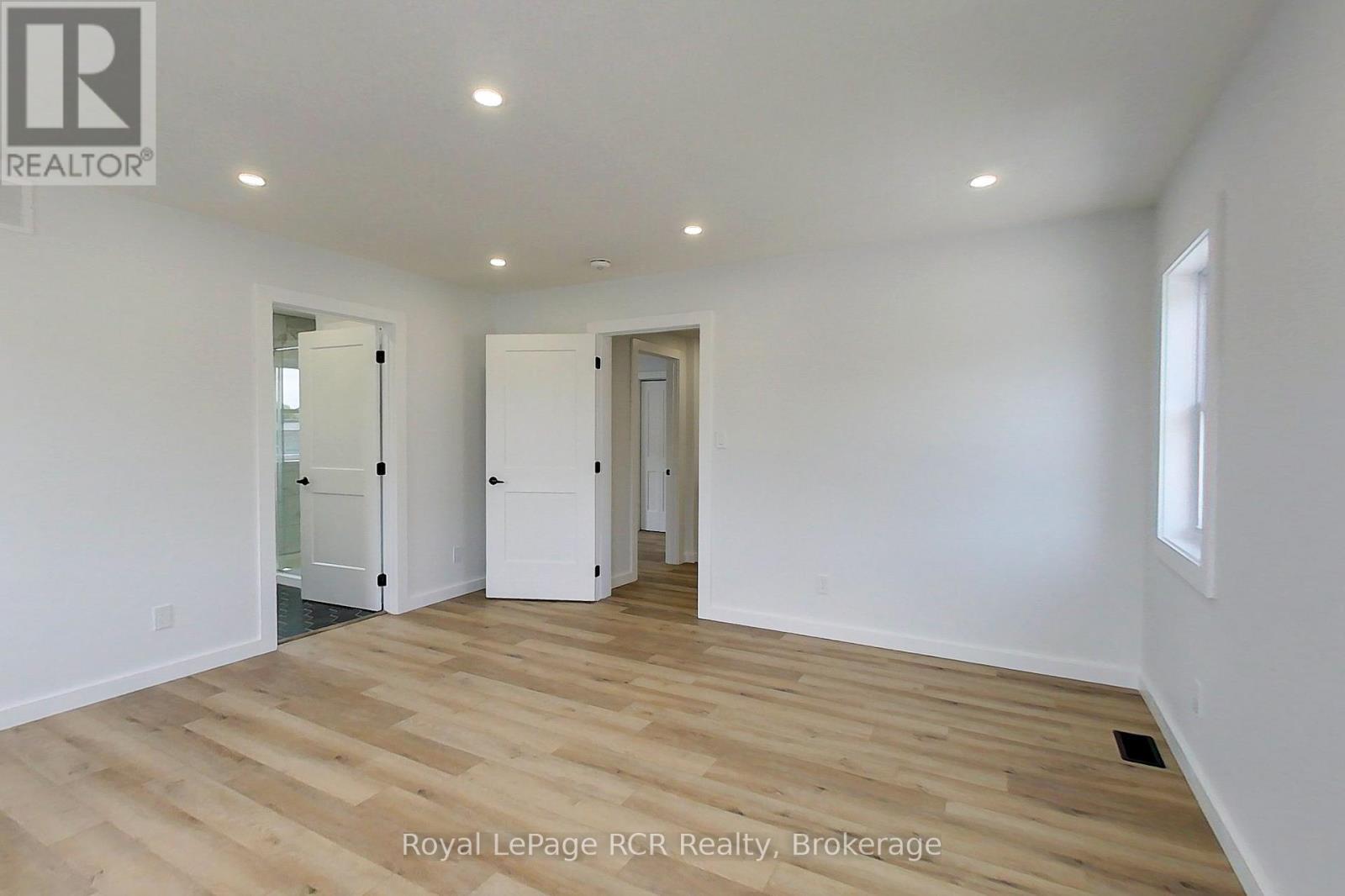 563 7Th Avenue, Hanover, ON