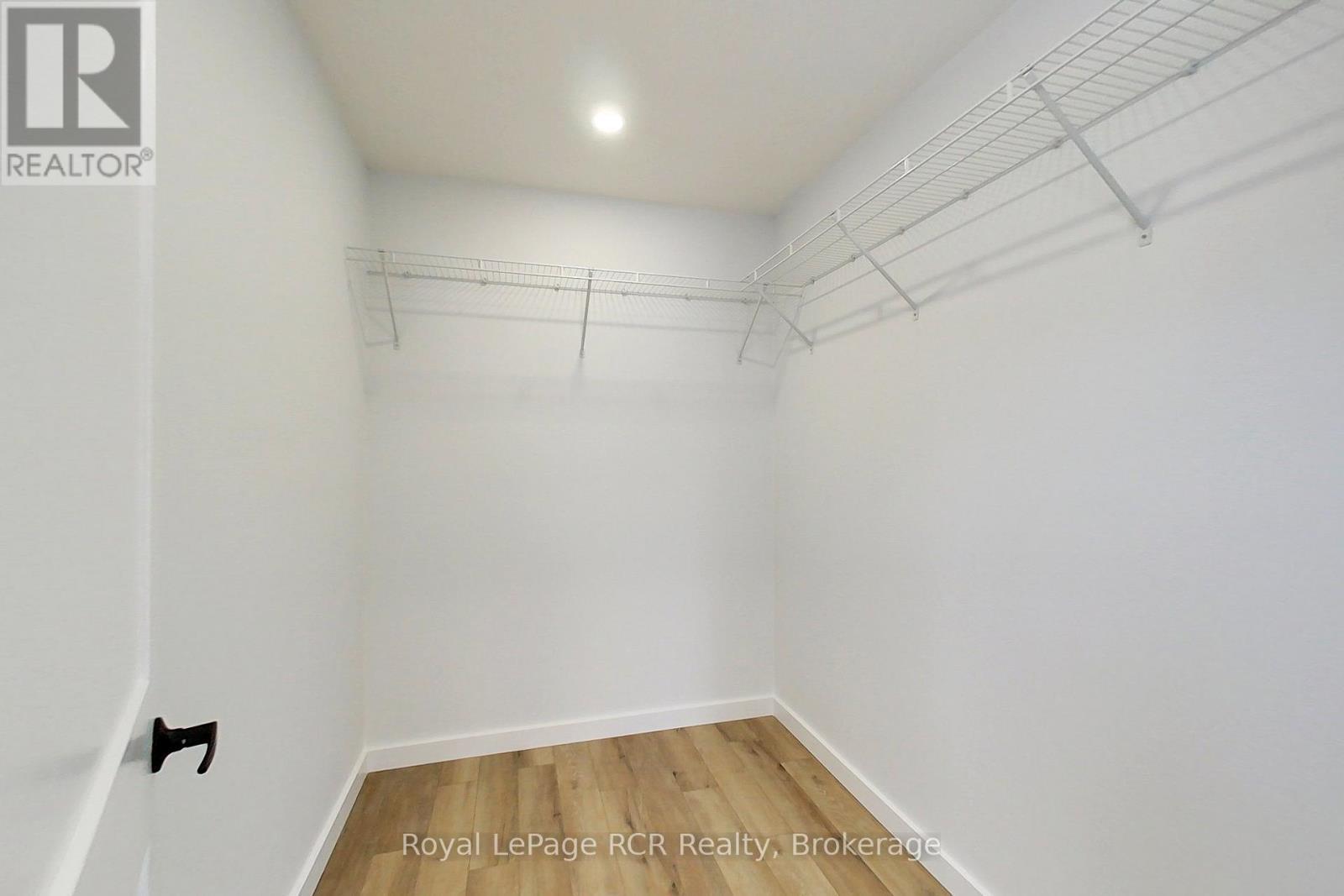 563 7Th Avenue, Hanover, ON