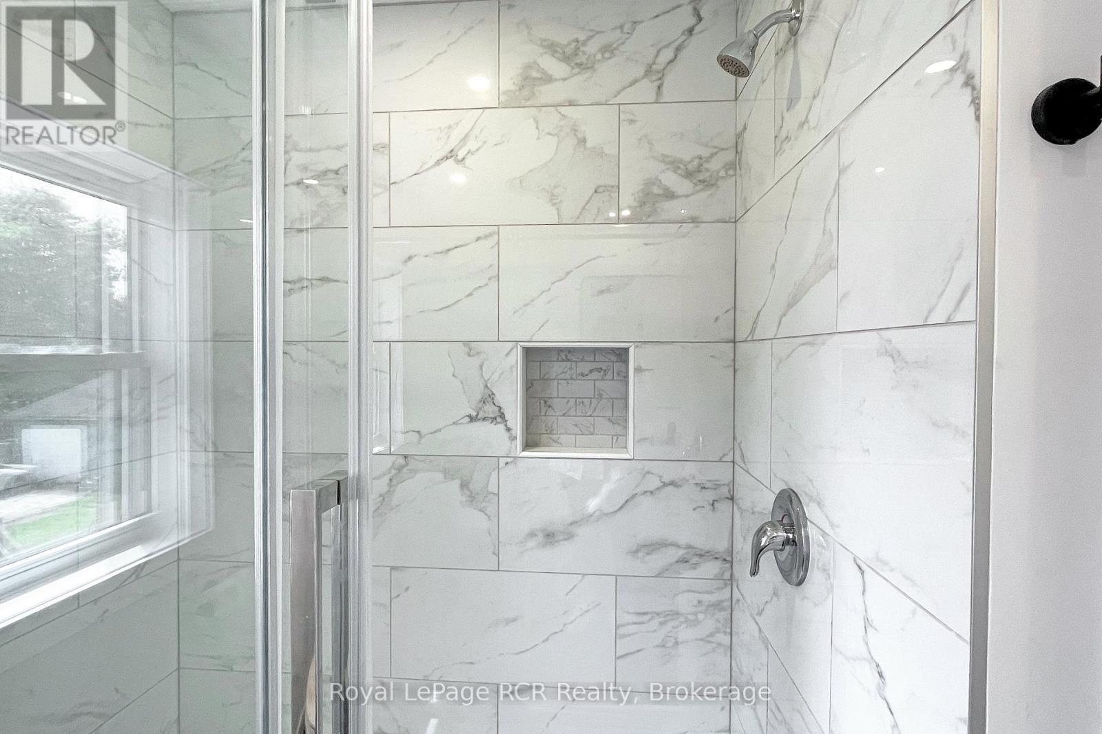 563 7Th Avenue, Hanover, ON
