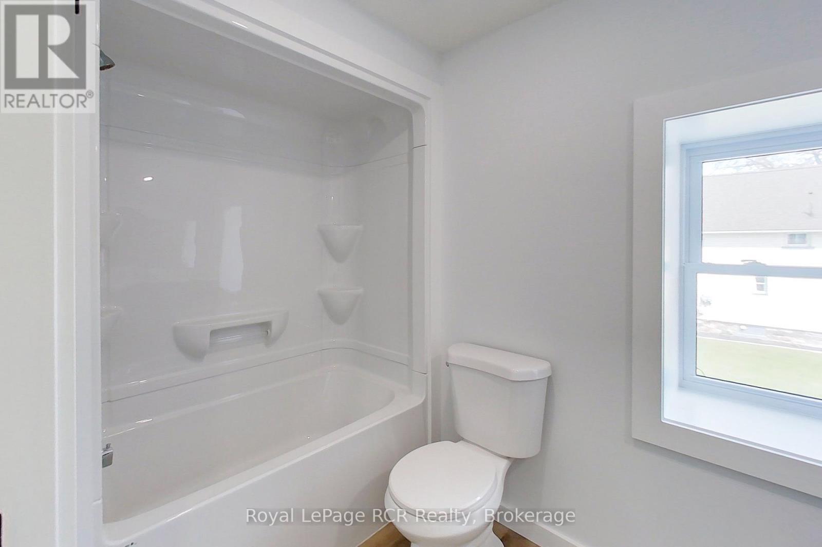 563 7Th Avenue, Hanover, ON