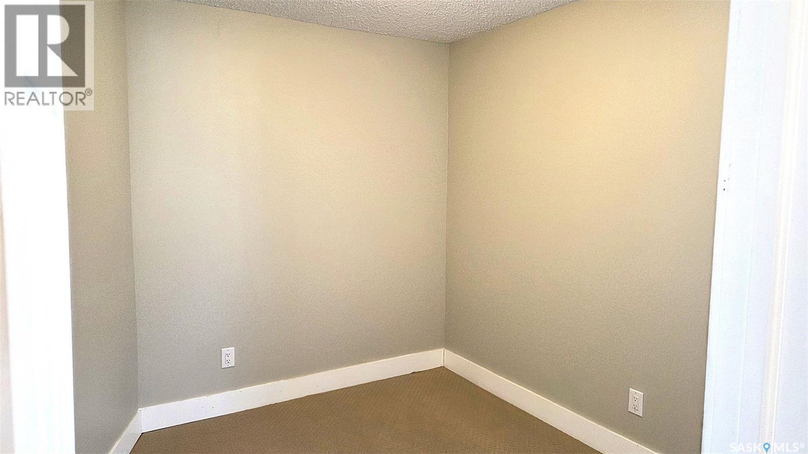 2023 Atkinson Street, Regina, SK - Indoor Photo Showing Other Room