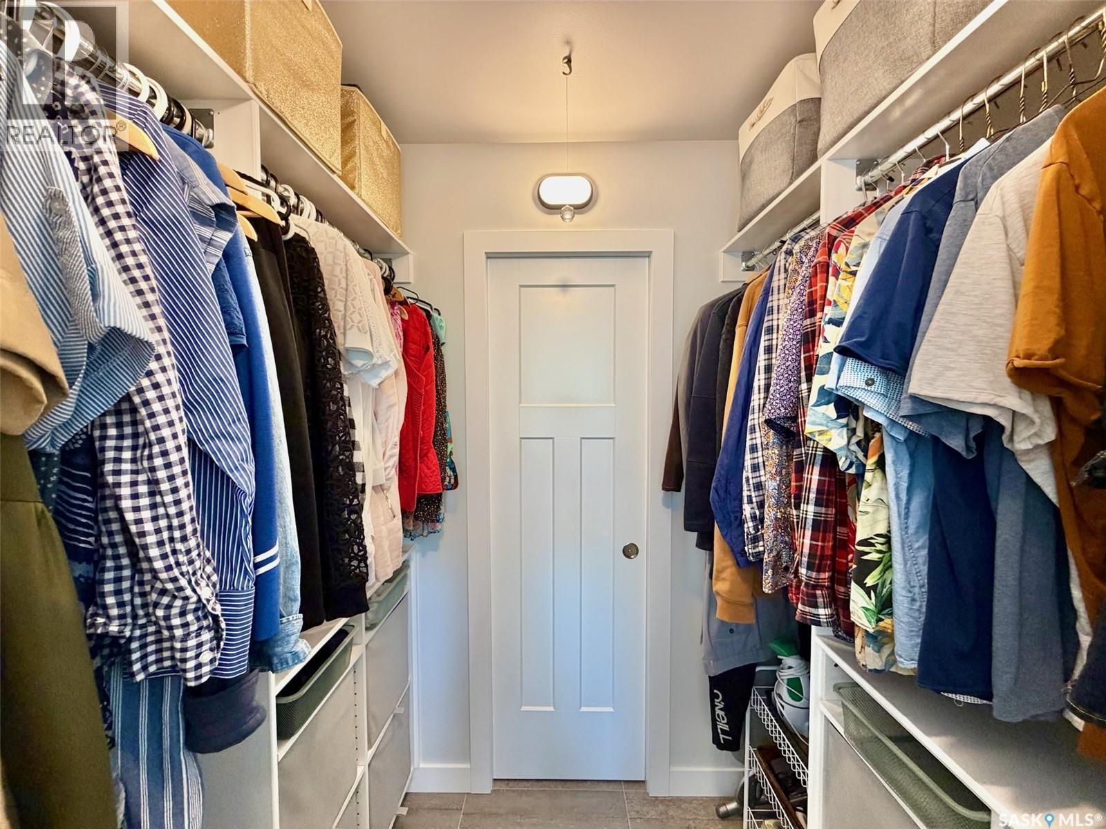 607 K Avenue S, Saskatoon, SK - Indoor With Storage
