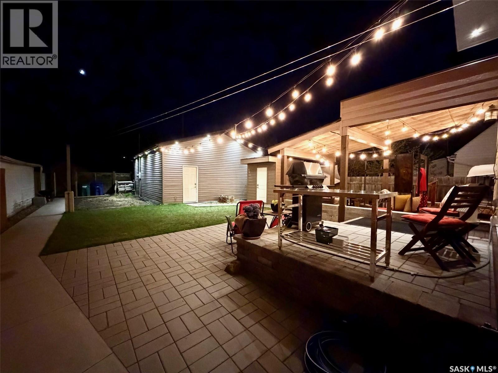 607 K Avenue S, Saskatoon, SK - Outdoor With Deck Patio Veranda With Exterior