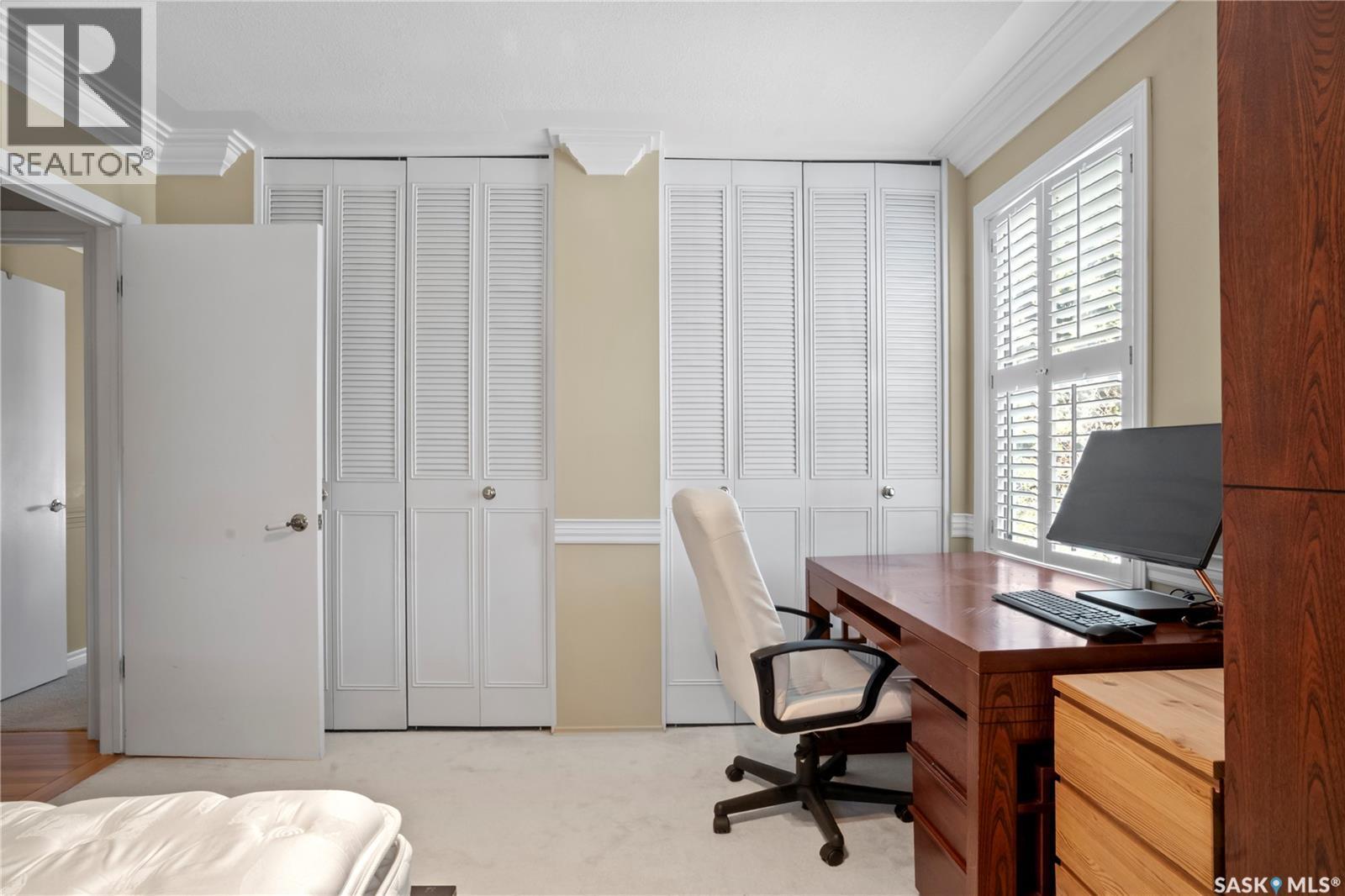 66 Leslie Place, Regina, SK - Indoor Photo Showing Office