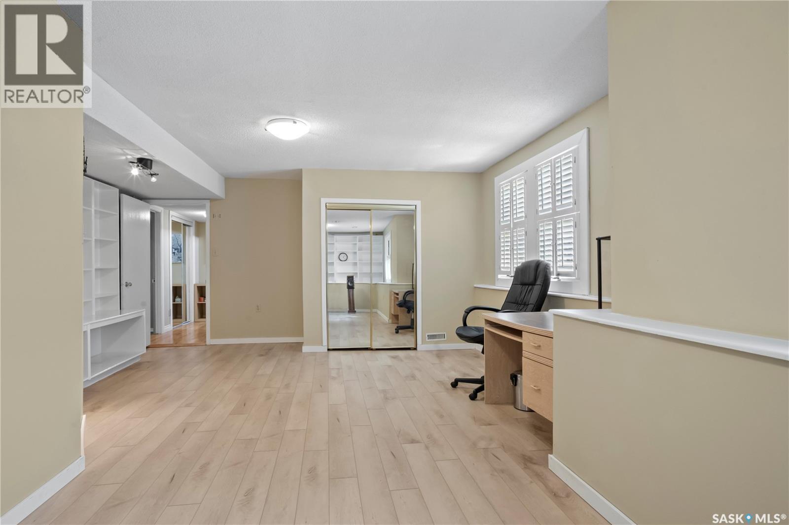66 Leslie Place, Regina, SK - Indoor Photo Showing Other Room