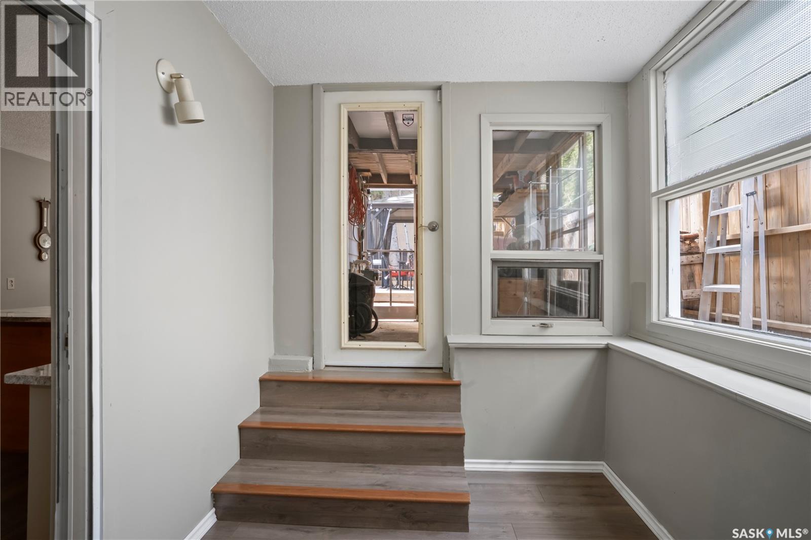 66 Leslie Place, Regina, SK - Indoor Photo Showing Other Room