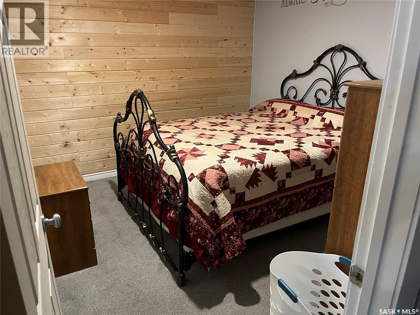158 Municipal Road, Coronach, SK - Indoor Photo Showing Bedroom