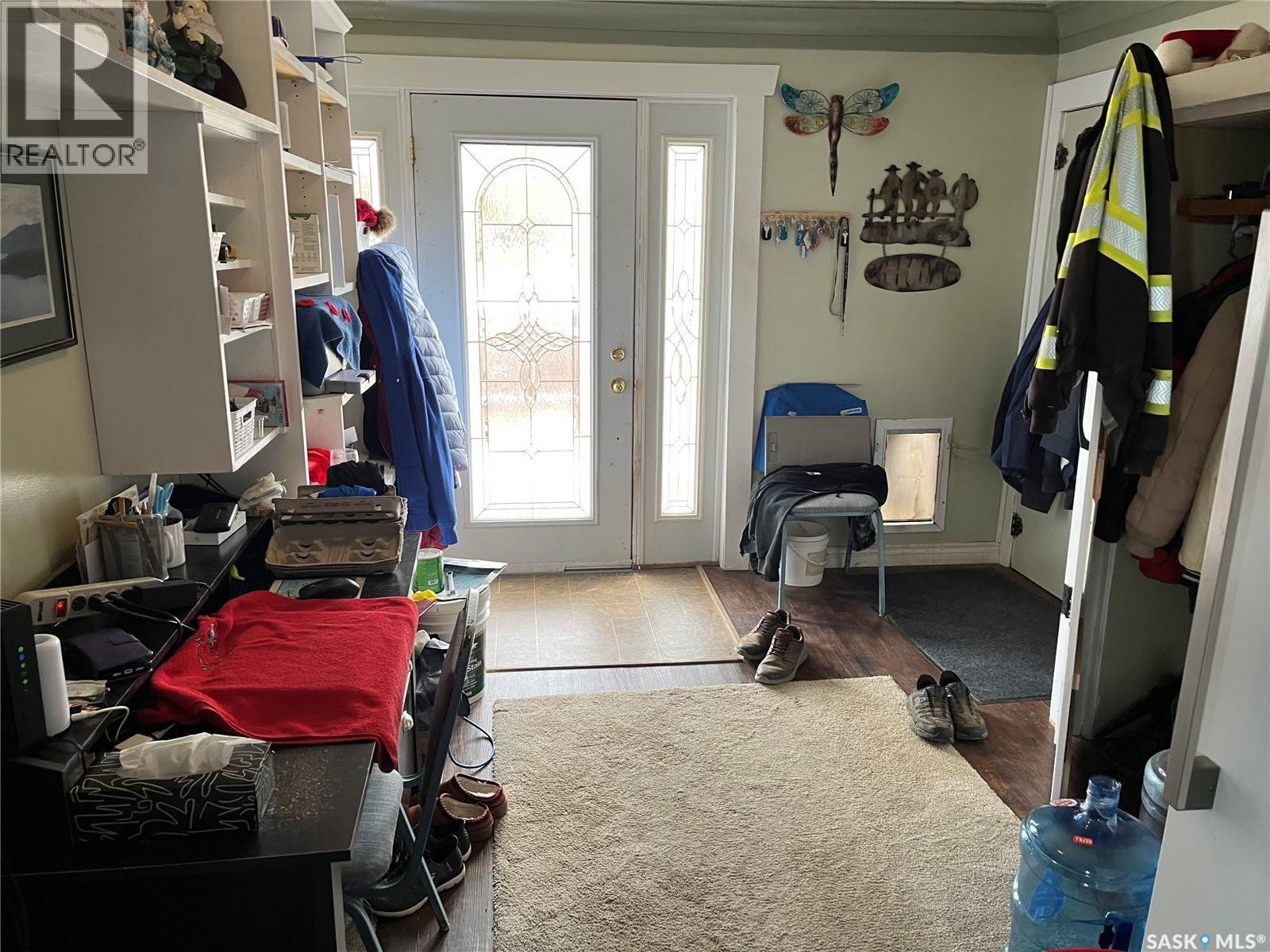 158 Municipal Road, Coronach, SK - Indoor Photo Showing Other Room