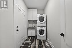 Mud rm/laundry off garage -