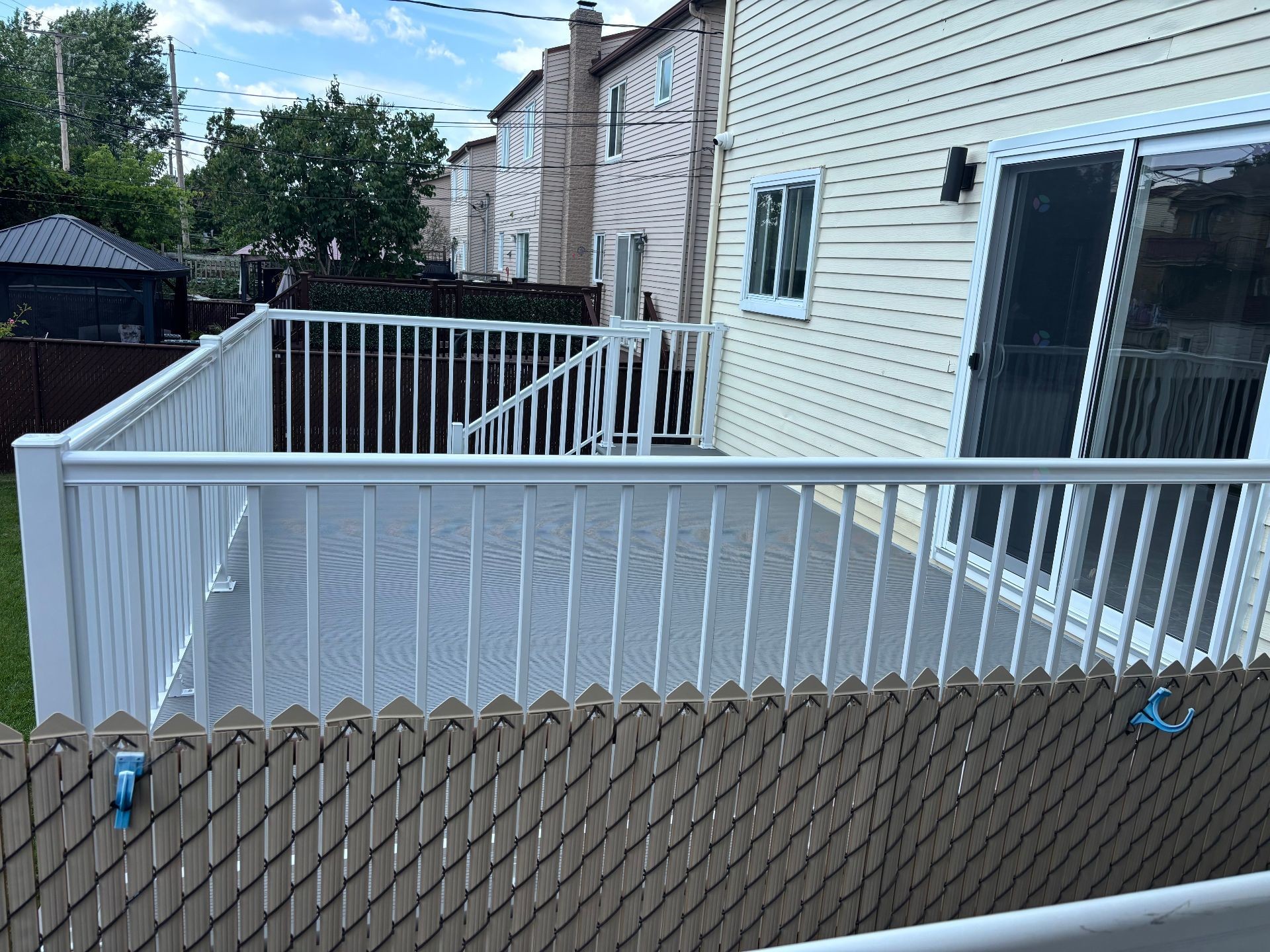 Balcony - 12404 Rue Ferdinand-Bastien, Montréal (Rivière-Des-Prairies/Pointe-Aux-Trembles), QC - Outdoor