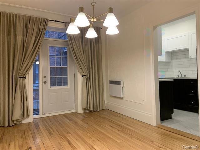 Dining Room - 1-811 Av. Davaar, Montréal (Outremont), QC - Indoor Photo Showing Other Room