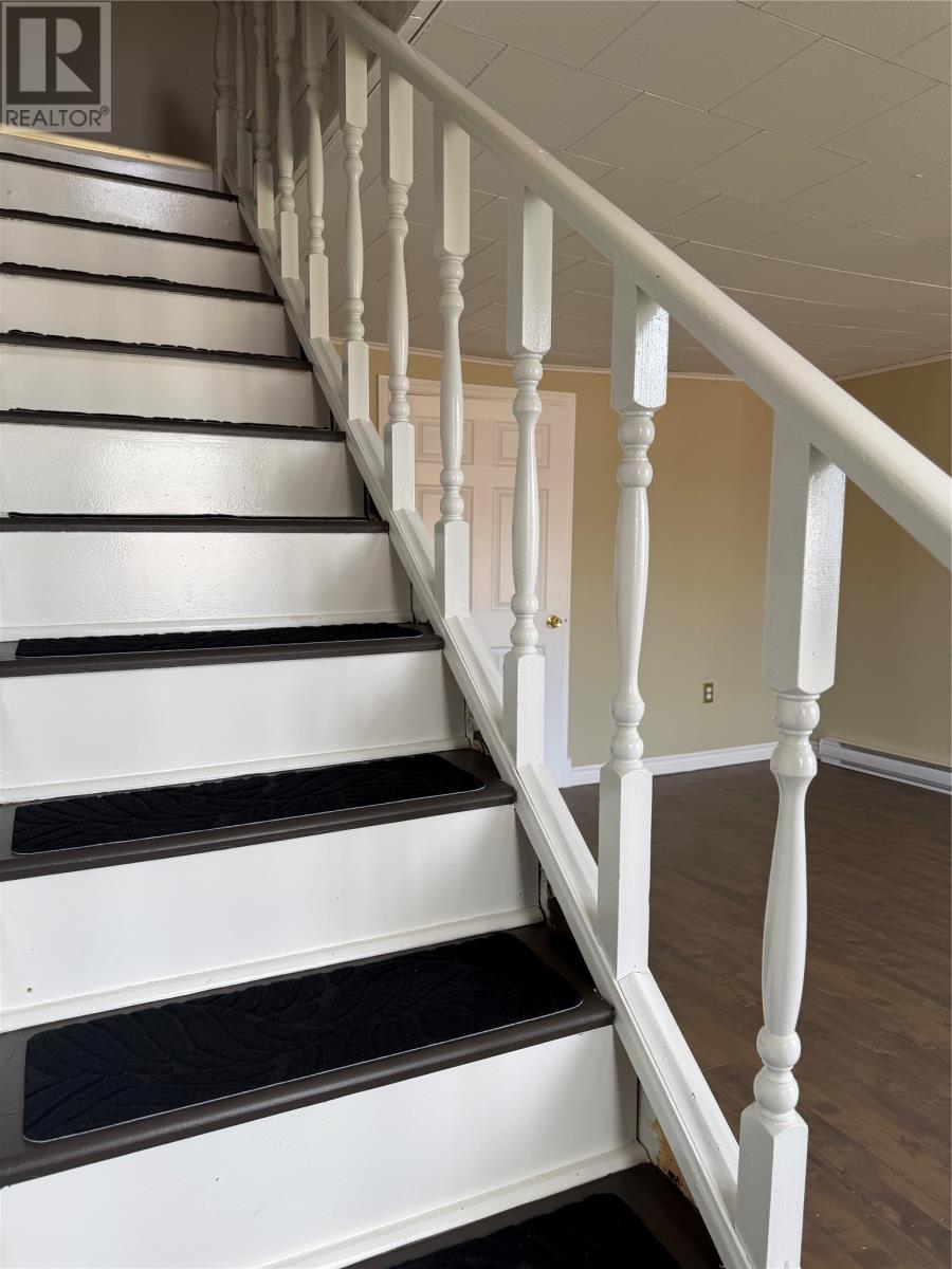 5A Bank Street, St Bernards Jacques Fontaine, NL