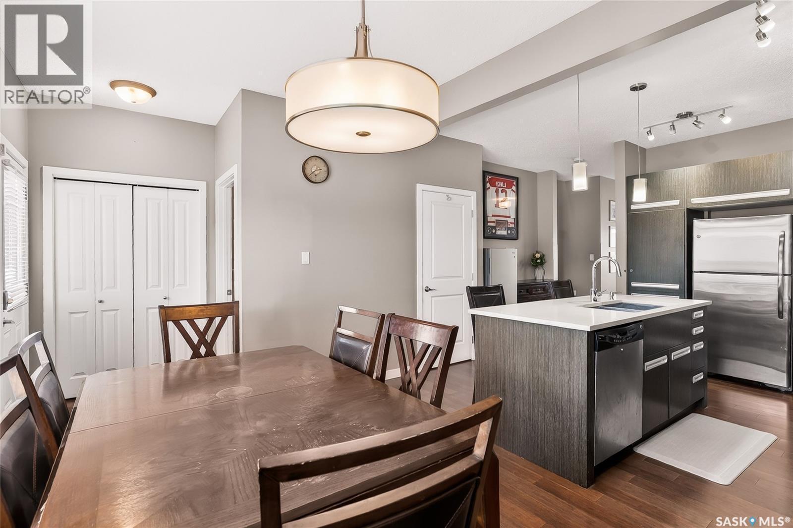 934 Stonebridge Common, Saskatoon, SK - Indoor Photo Showing Dining Room