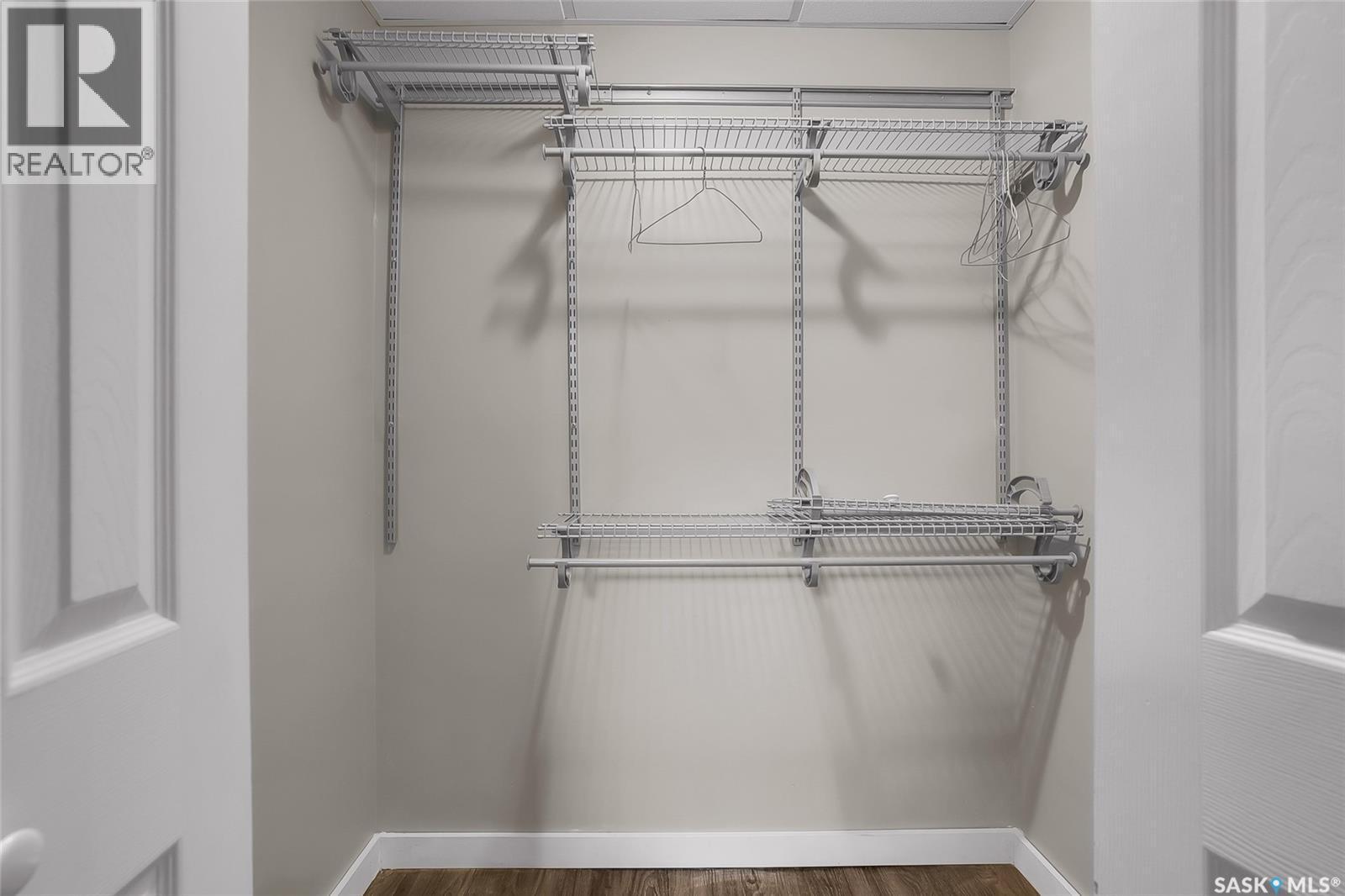 934 Stonebridge Common, Saskatoon, SK - Indoor With Storage