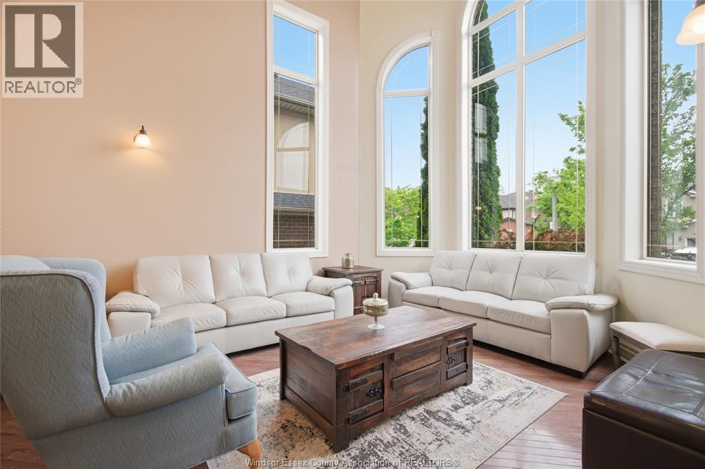 769 Massimo Crescent, Windsor, ON - Indoor Photo Showing Living Room
