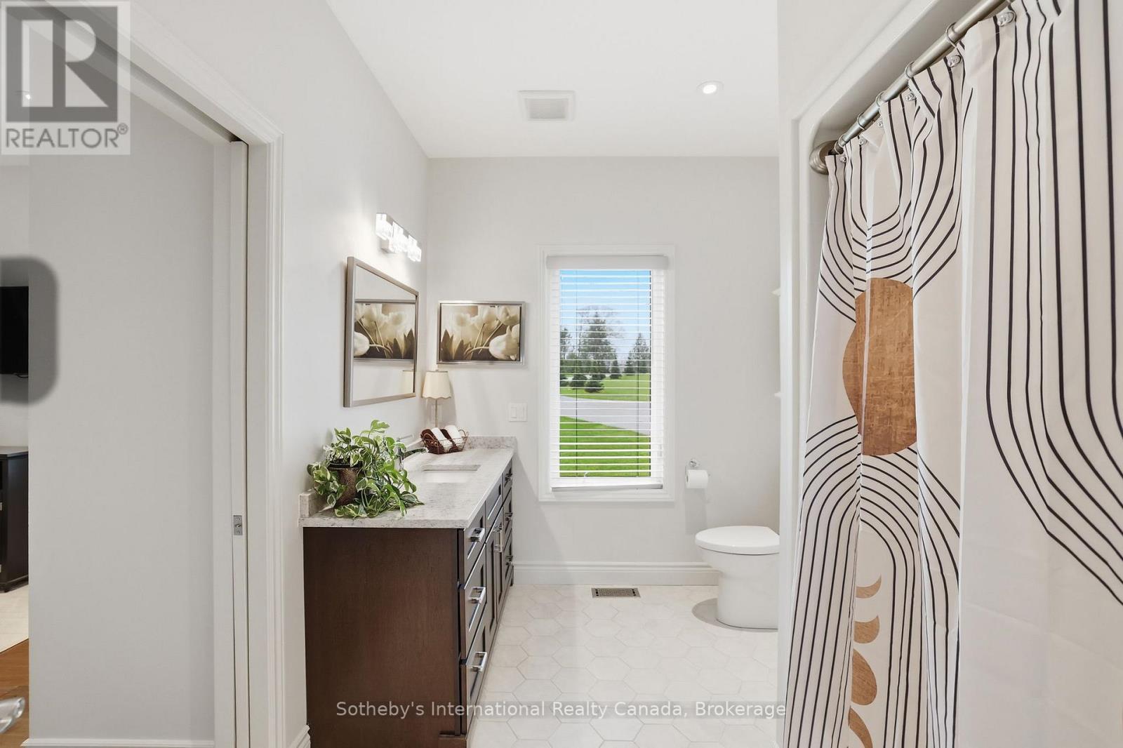 565332 Sideroad 7A, Grey Highlands, ON - Indoor Photo Showing Other Room