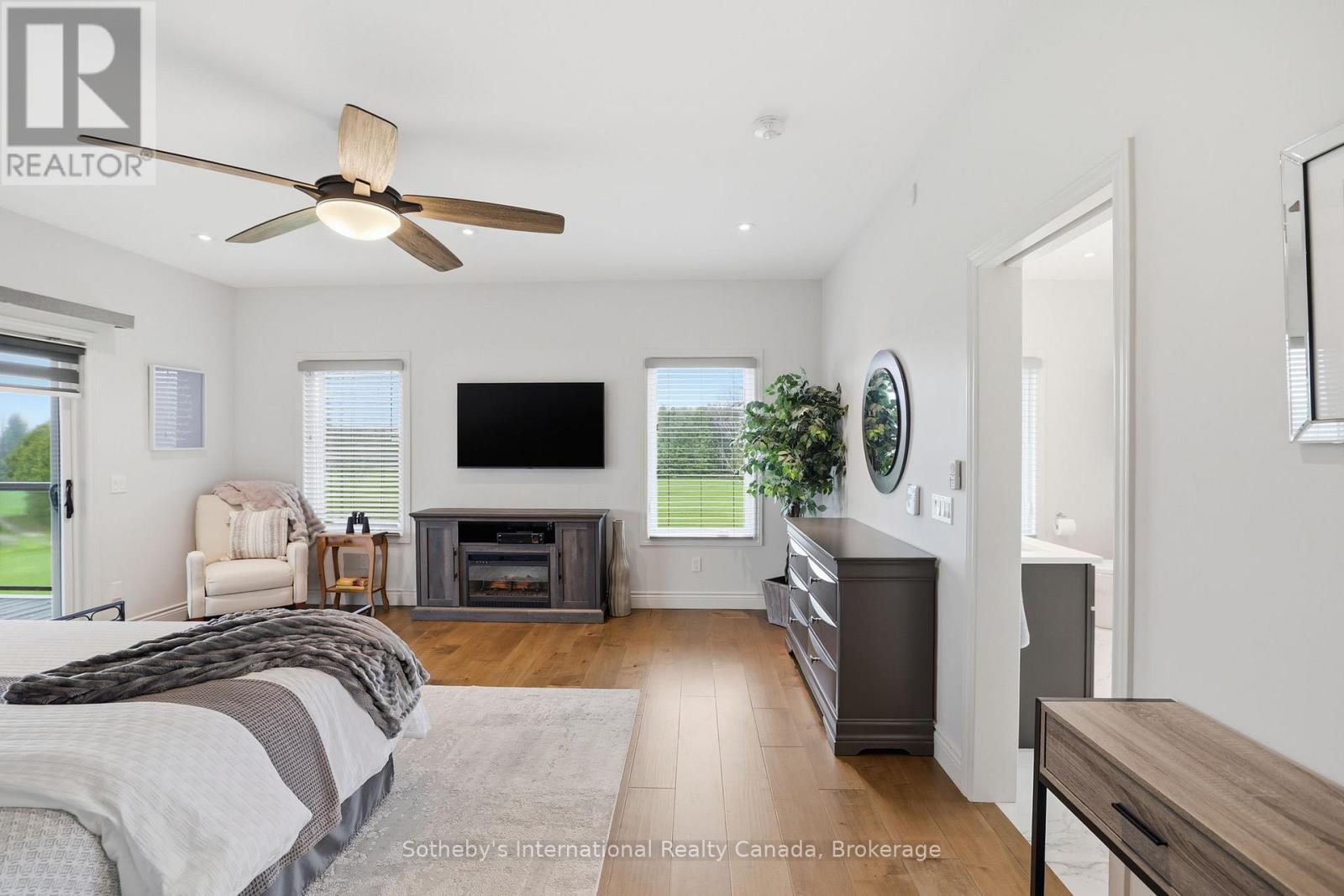 565332 Sideroad 7A, Grey Highlands, ON - Indoor With Fireplace