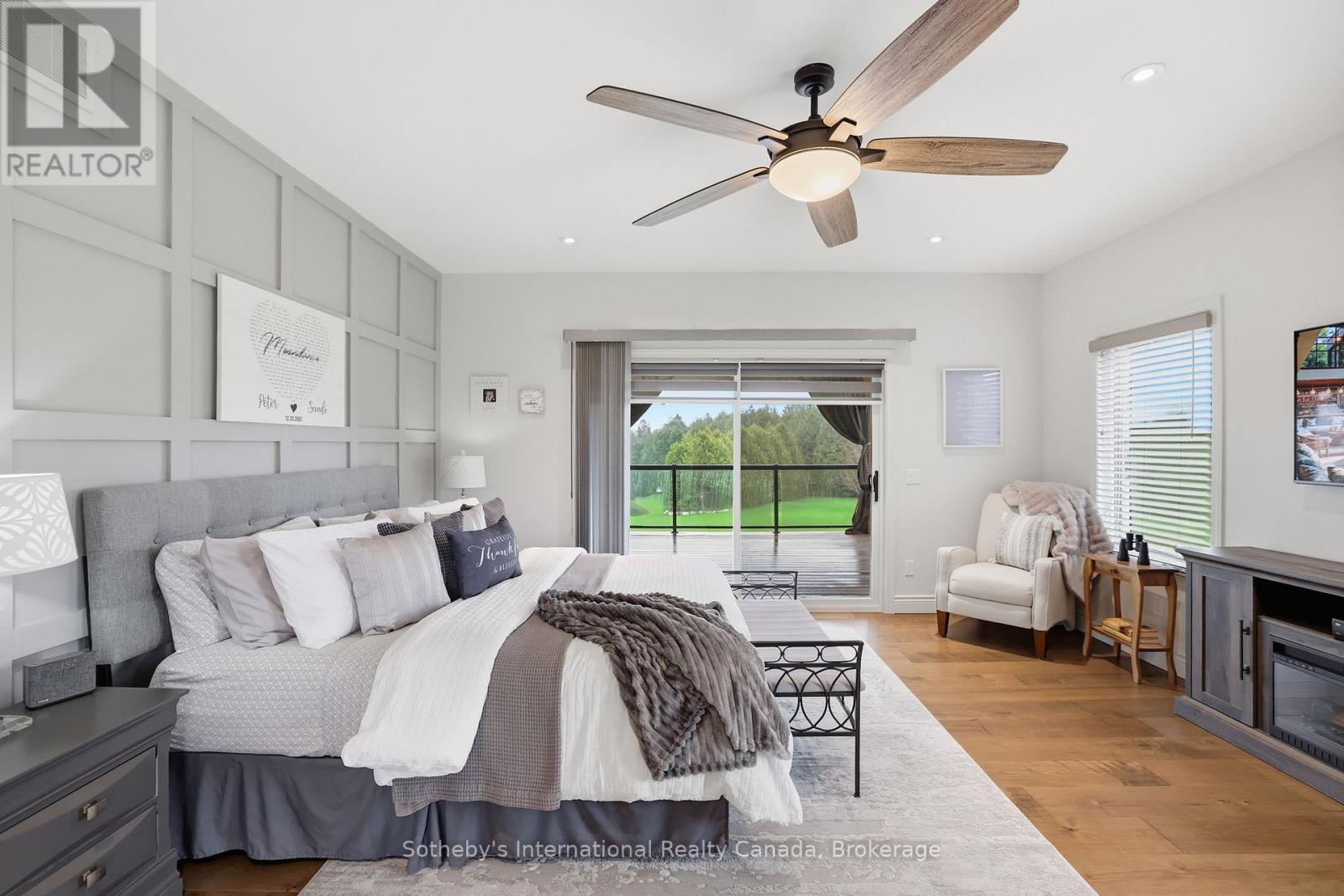 565332 Sideroad 7A, Grey Highlands, ON - Indoor Photo Showing Bedroom