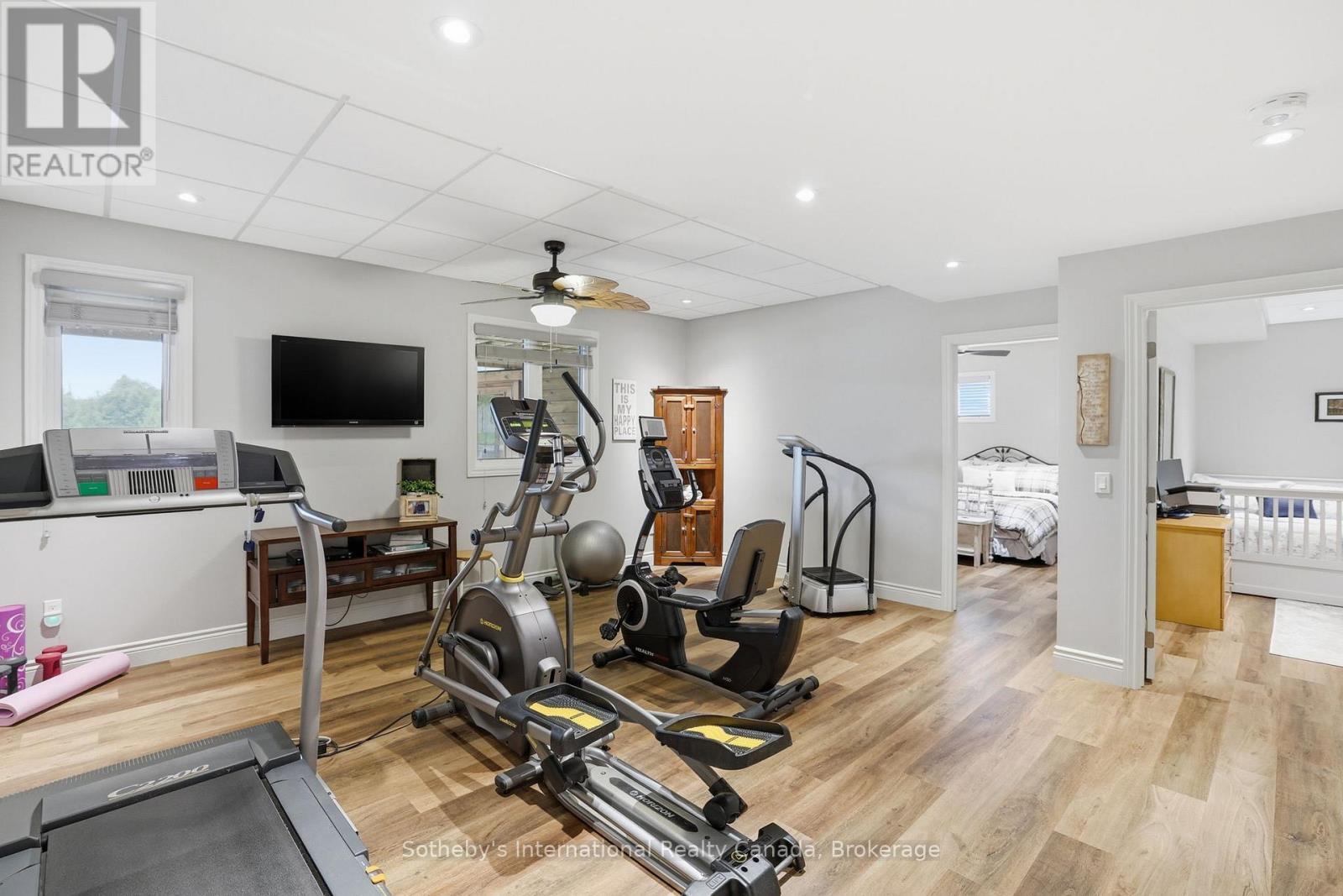 565332 Sideroad 7A, Grey Highlands, ON - Indoor Photo Showing Gym Room