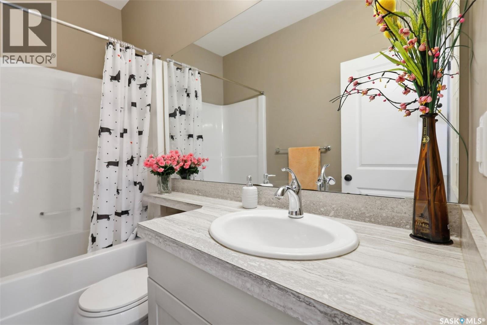 211 Baltzan Boulevard, Saskatoon, SK - Indoor Photo Showing Bathroom