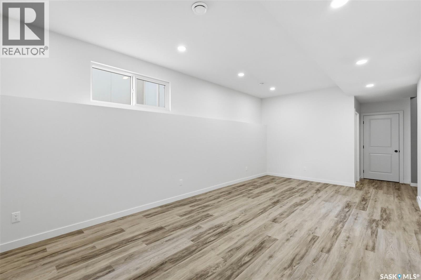 211 Baltzan Boulevard, Saskatoon, SK - Indoor Photo Showing Other Room