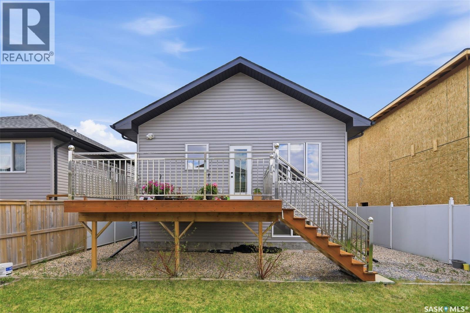 211 Baltzan Boulevard, Saskatoon, SK - Outdoor With Deck Patio Veranda With Exterior