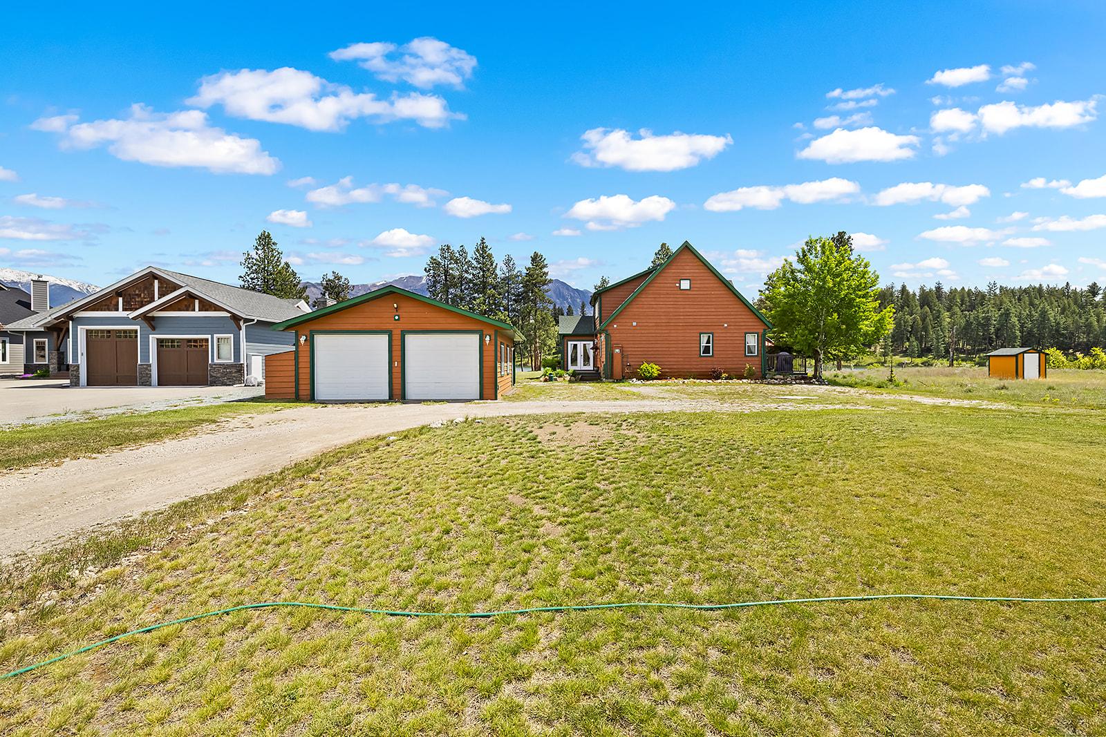 6738 Cameron Pond Road, Wasa, BC - Outdoor