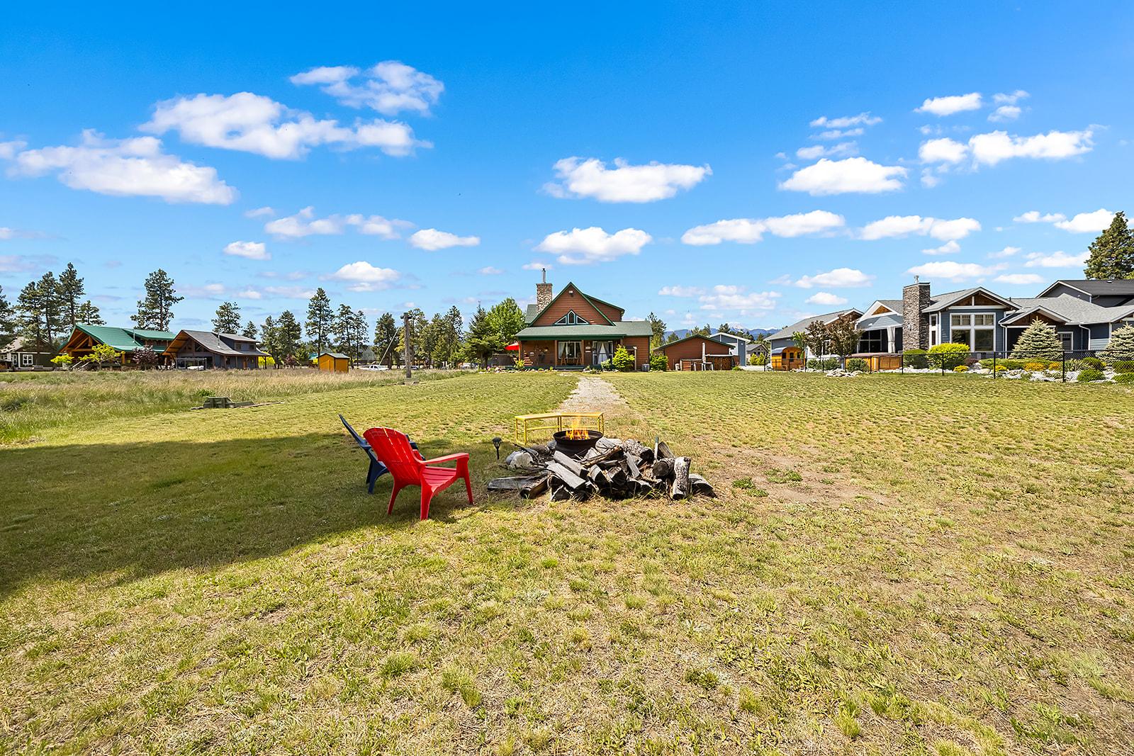 6738 Cameron Pond Road, Wasa, BC - Outdoor