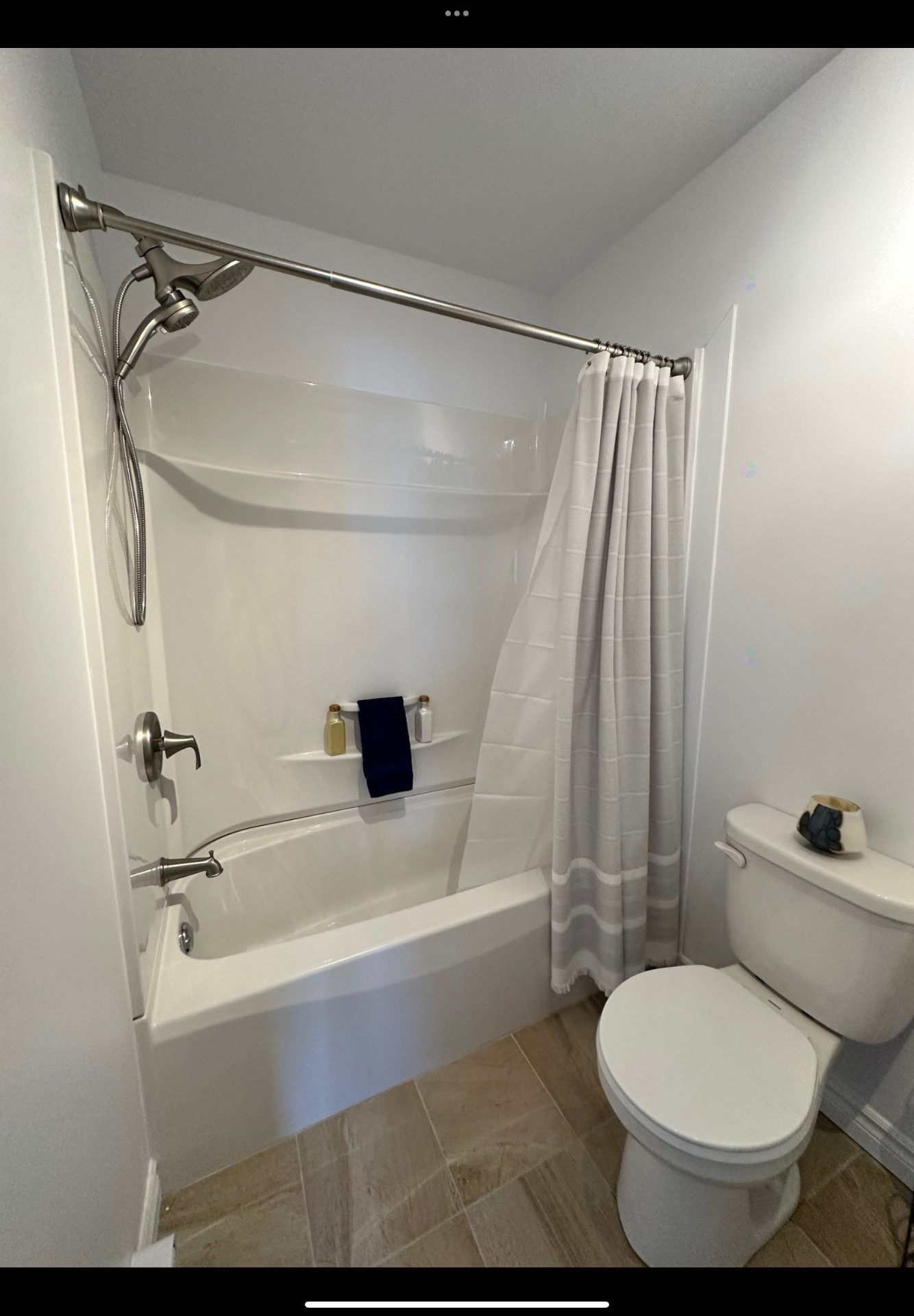 Salle de bains - 101-220 Boul. Binette, Saint-Eustache, QC - Indoor Photo Showing Bathroom