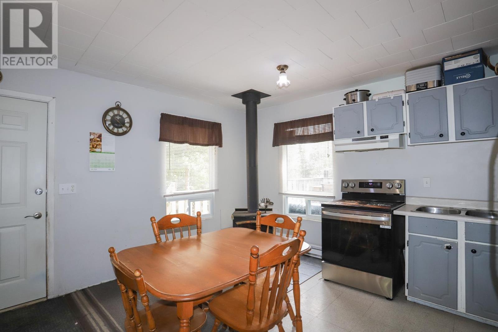 3191 Birch St, Hilton Beach, ON - Indoor