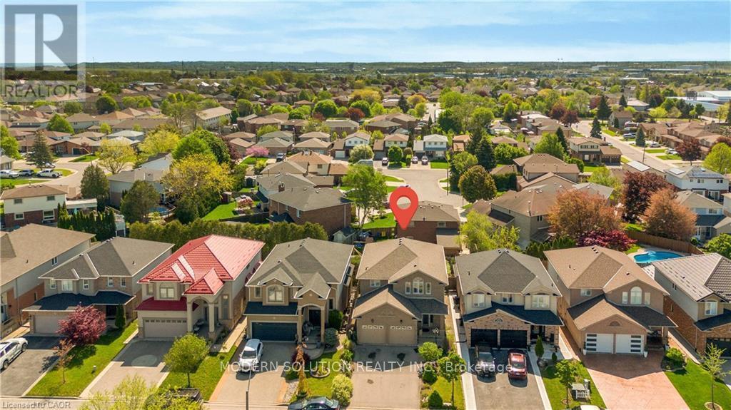 115 Erika Crescent, Hamilton, ON - Outdoor With View