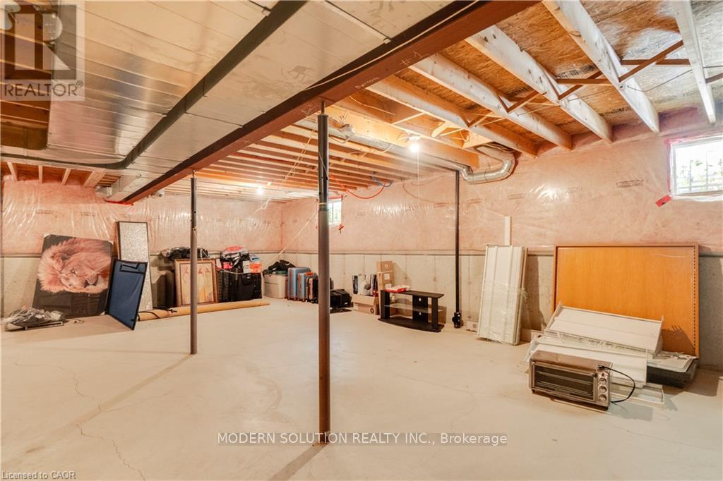 115 Erika Crescent, Hamilton, ON - Indoor Photo Showing Basement