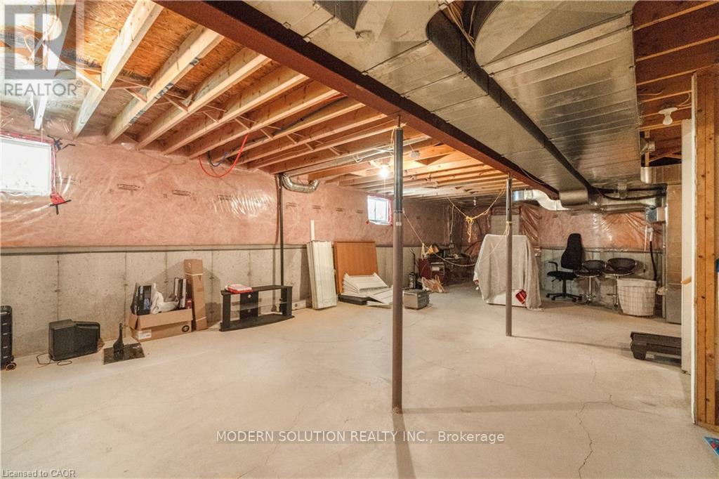 115 Erika Crescent, Hamilton, ON - Indoor Photo Showing Basement