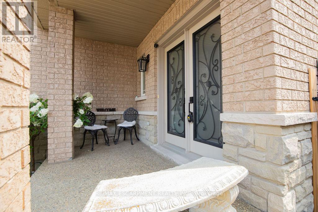 15 Meadowbank Drive, Hamilton, ON - Outdoor With Deck Patio Veranda With Exterior