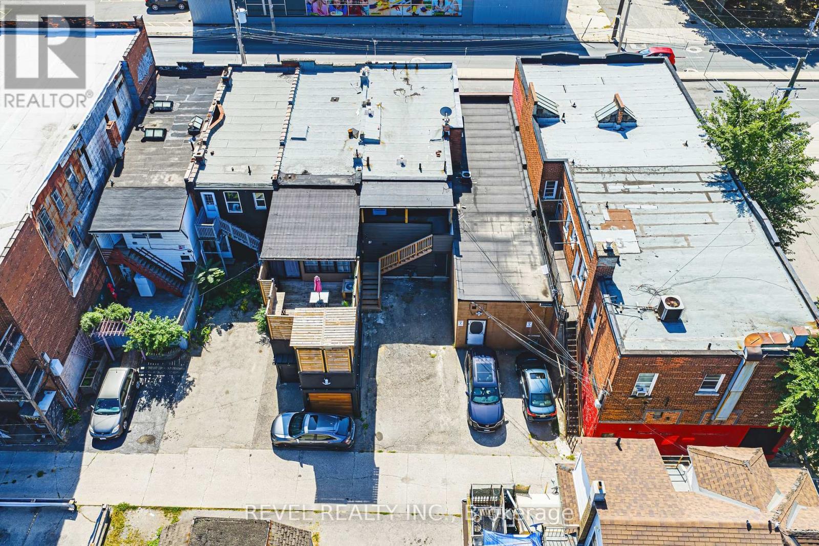 1127 Main Street E, Hamilton, ON