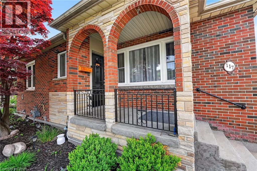 117 Stewartdale Avenue, Hamilton, ON - Outdoor With Exterior