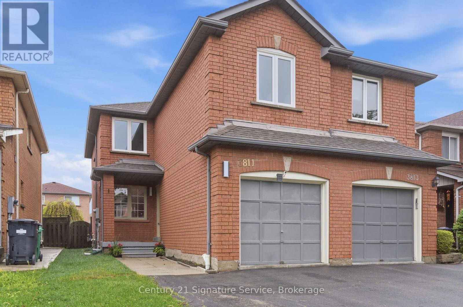 3811 Densbury Drive, Mississauga, ON - Outdoor With Exterior