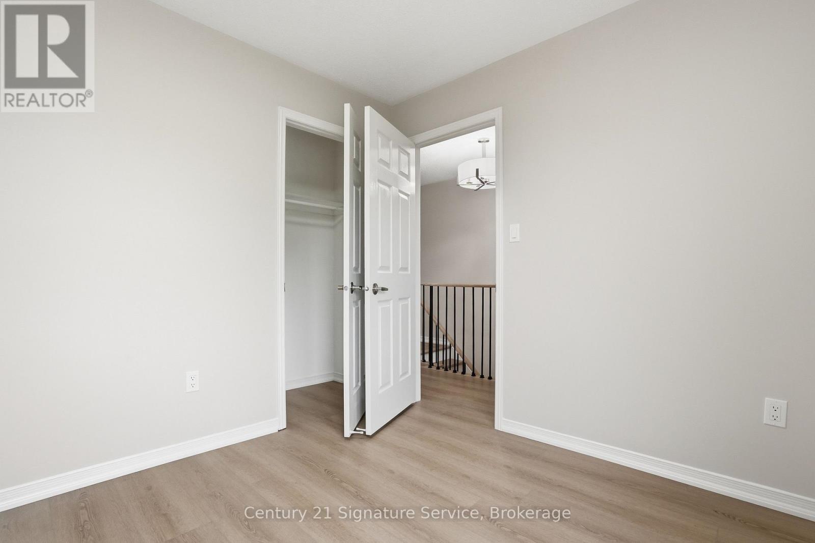 3811 Densbury Drive, Mississauga, ON - Indoor Photo Showing Other Room