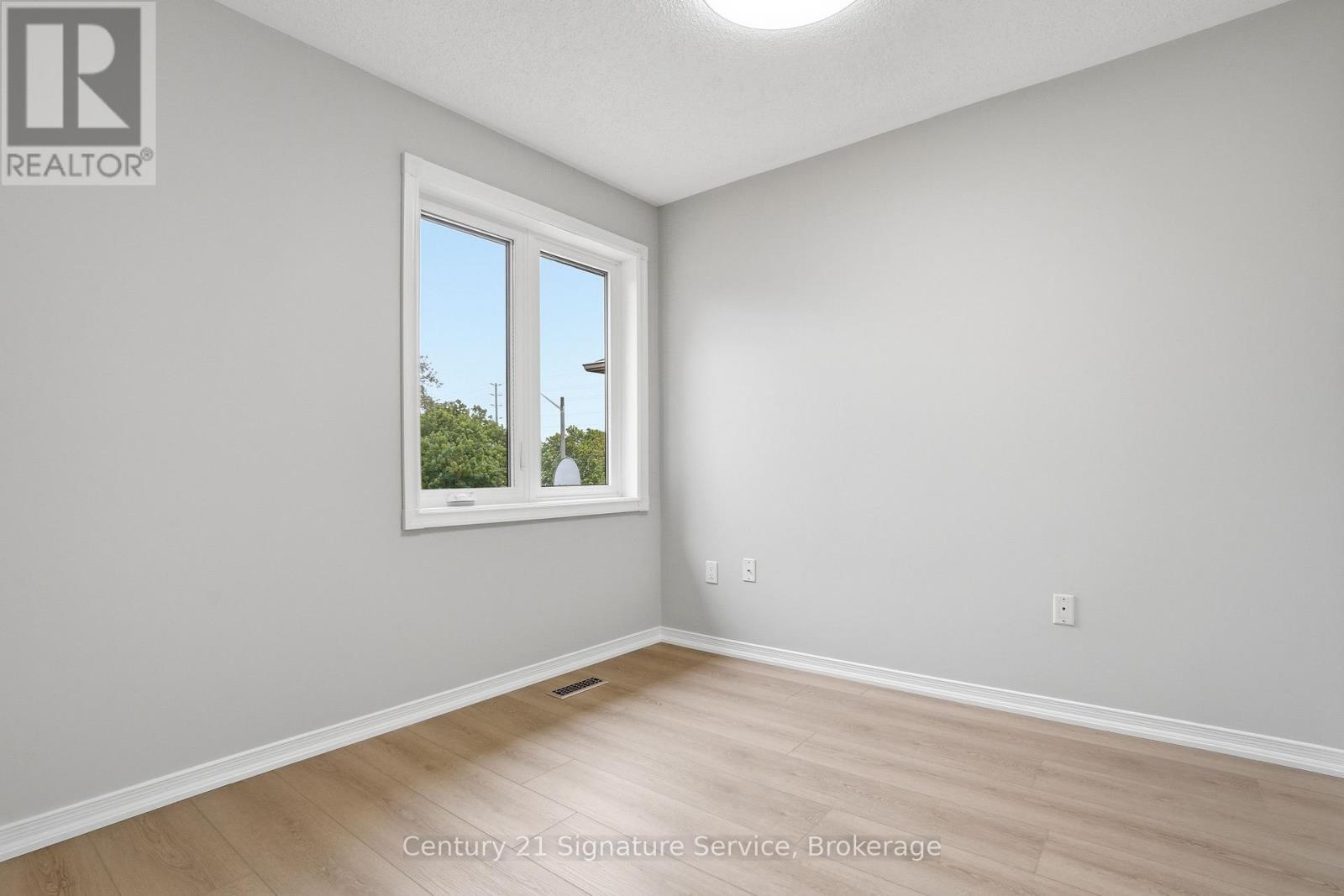 3811 Densbury Drive, Mississauga, ON - Indoor Photo Showing Other Room