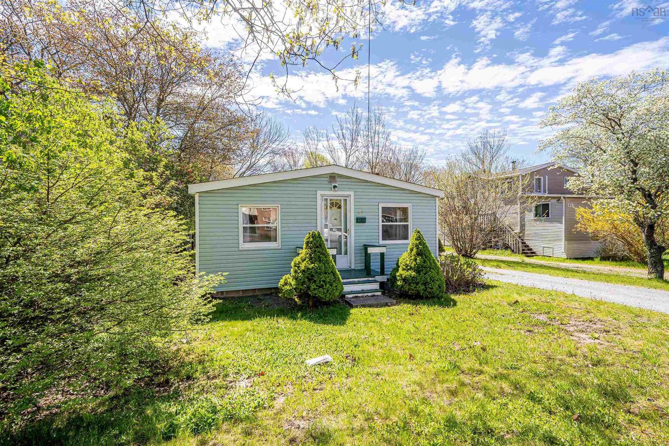 42 Jackson Road, Dartmouth, NS