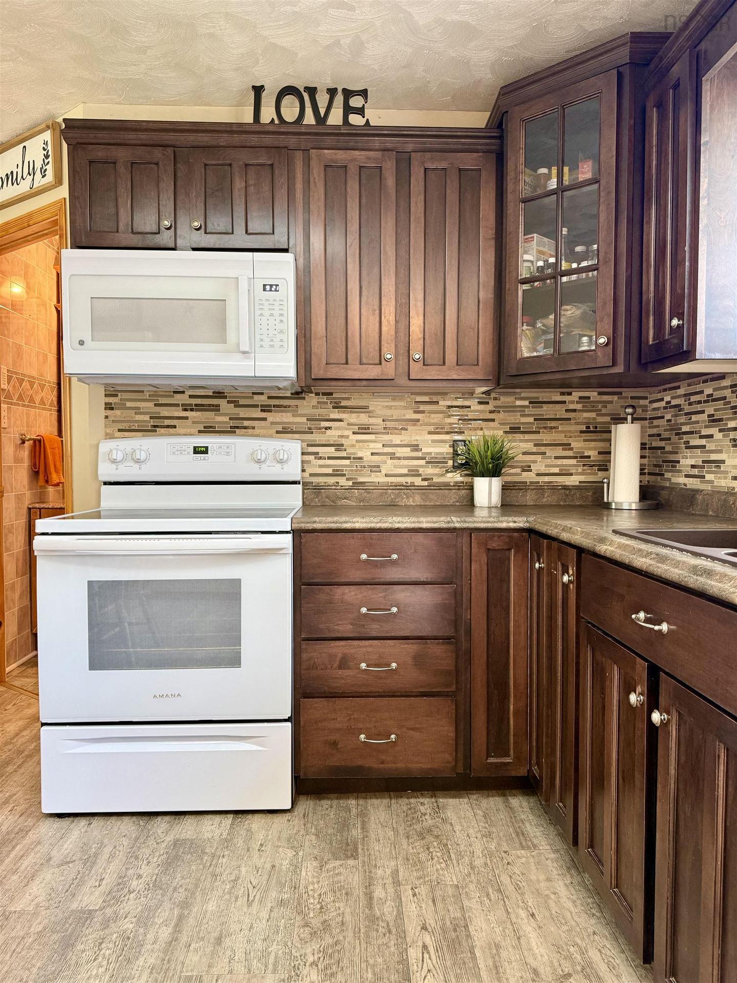 500 242 Highway, River Hebert, NS