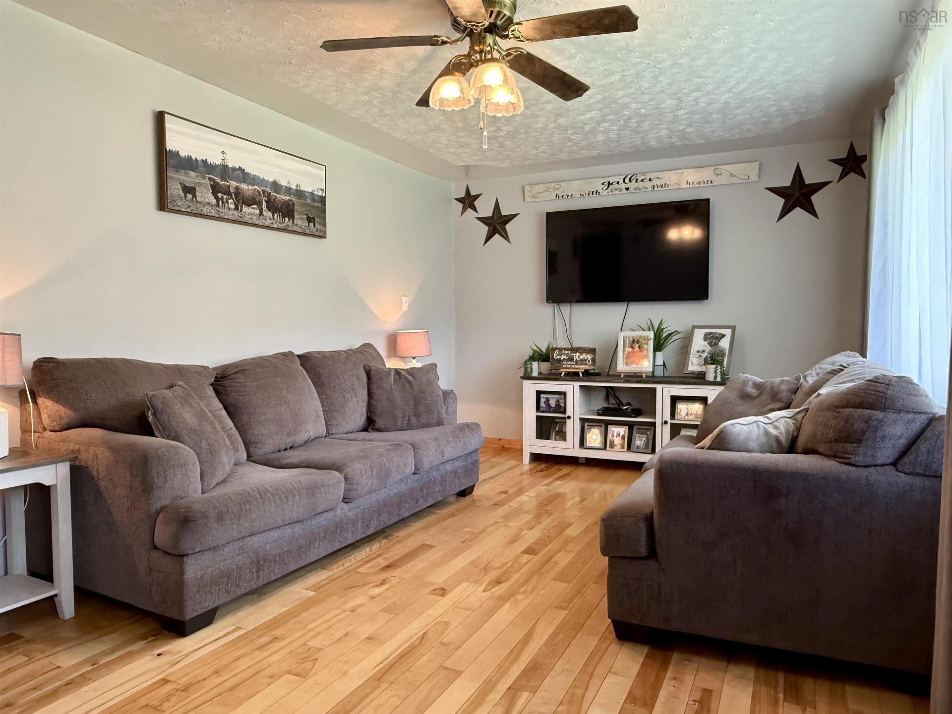 500 242 Highway, River Hebert, NS