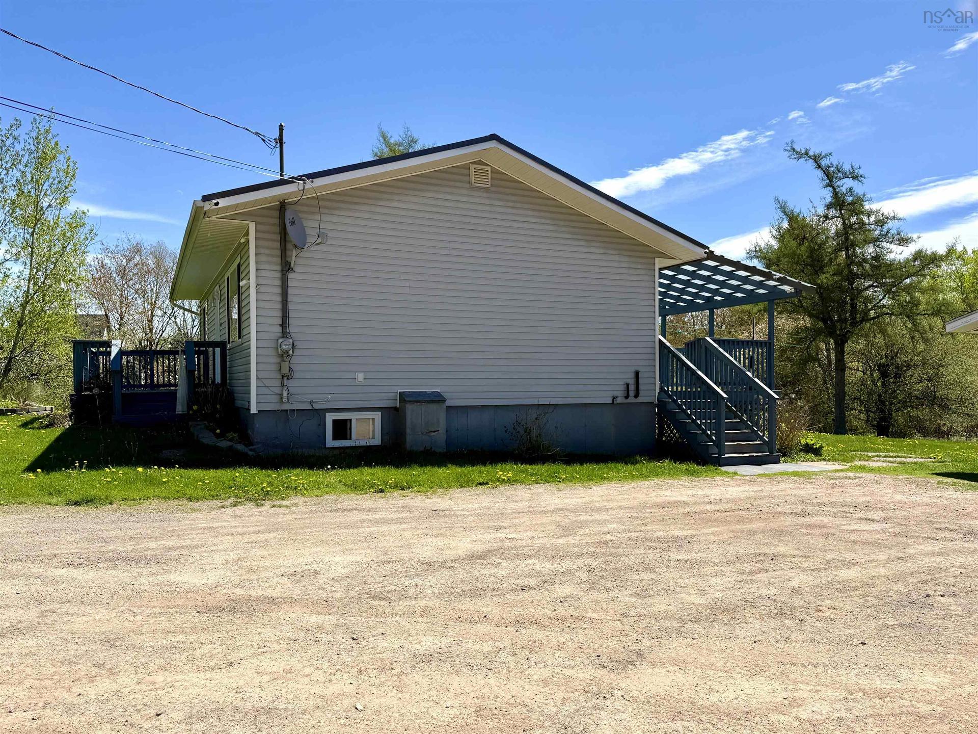 500 242 Highway, River Hebert, NS