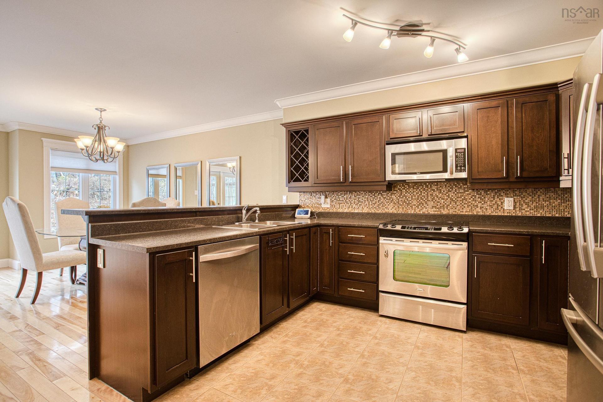 75 Bently Drive, Halifax, NS