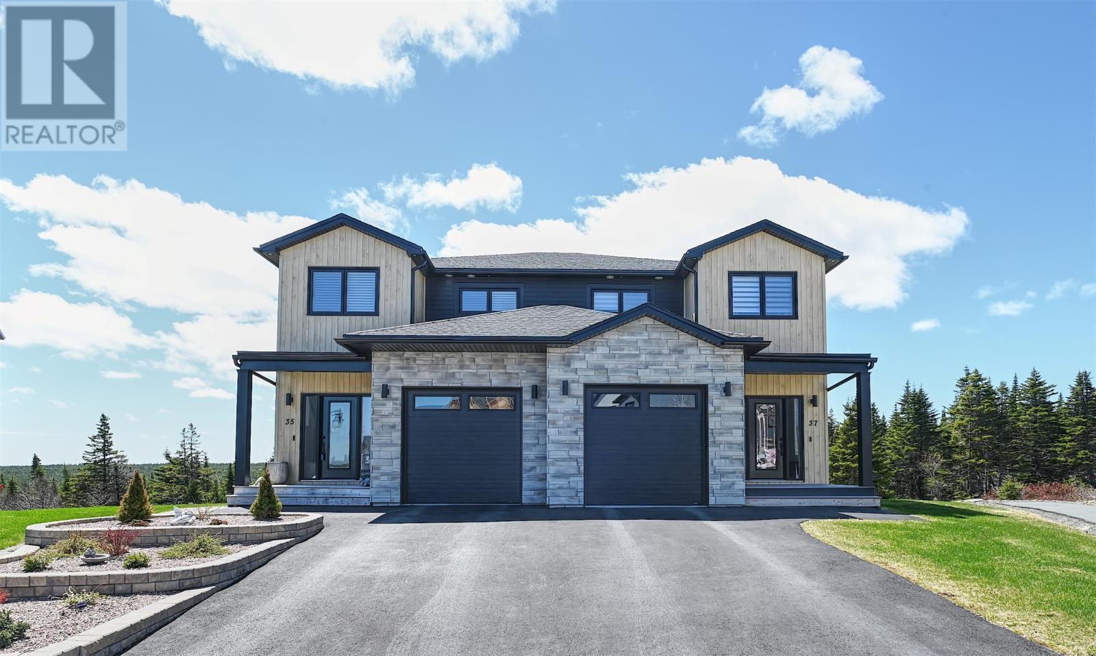 35 Donegal Run, St. John’S, NL - Outdoor With Facade