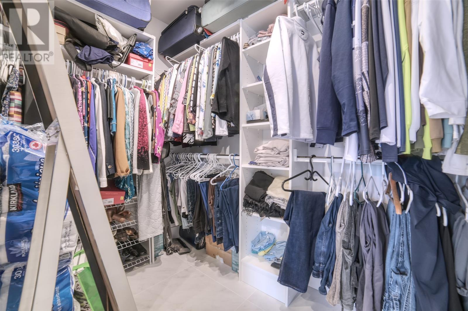 35 Donegal Run, St. John’S, NL - Indoor With Storage